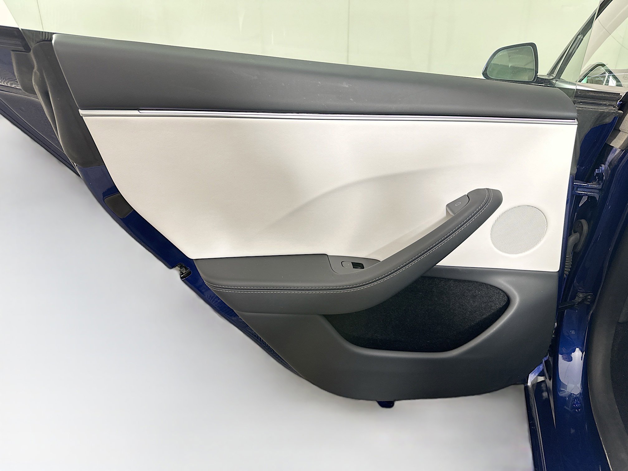 Used 2025 Tesla Model 3 Long Range RWD image 25