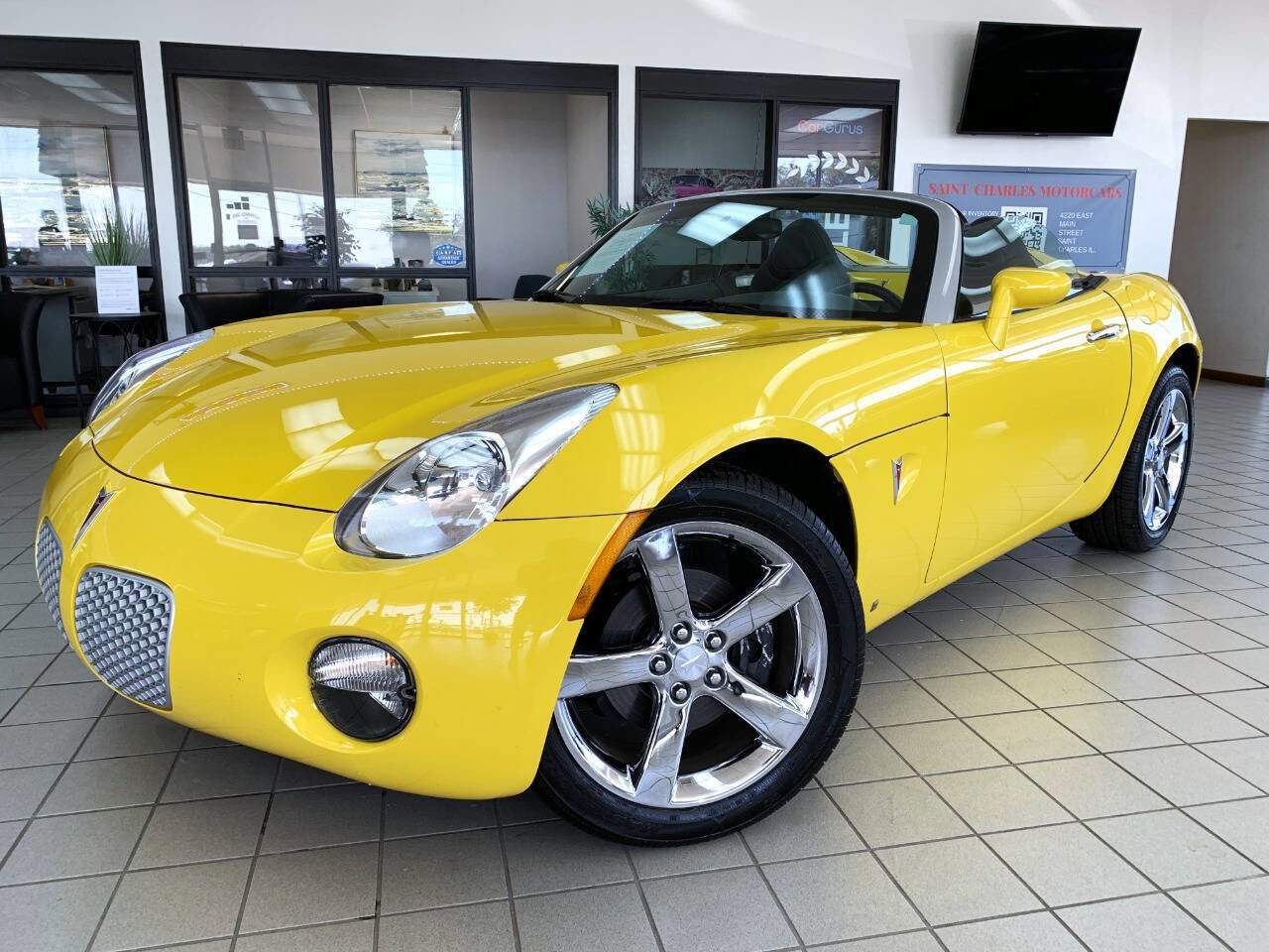 Used 2007 Pontiac Solstice Convertible w/ Premium Package image 1