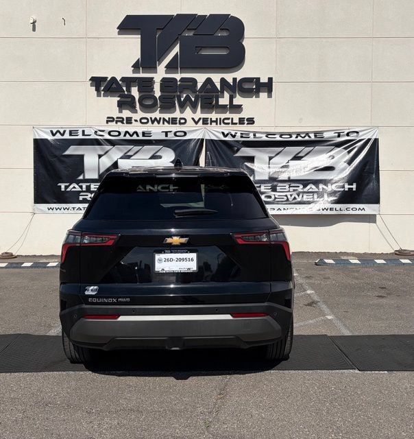 Used 2025 Chevrolet Equinox LT AWD/4WD image 8