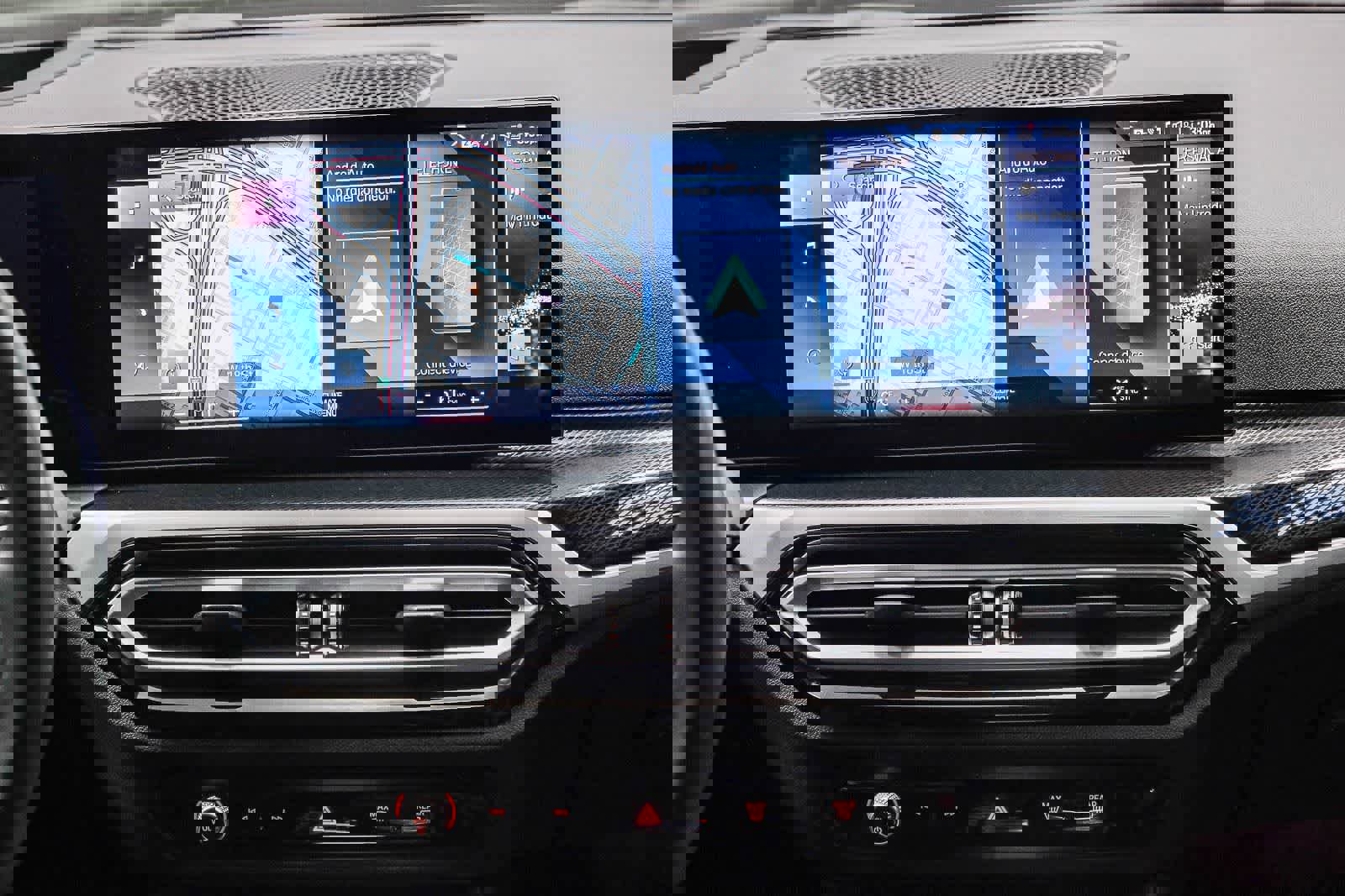 Used 2024 BMW 230i Coupe w/ Premium Package image 15