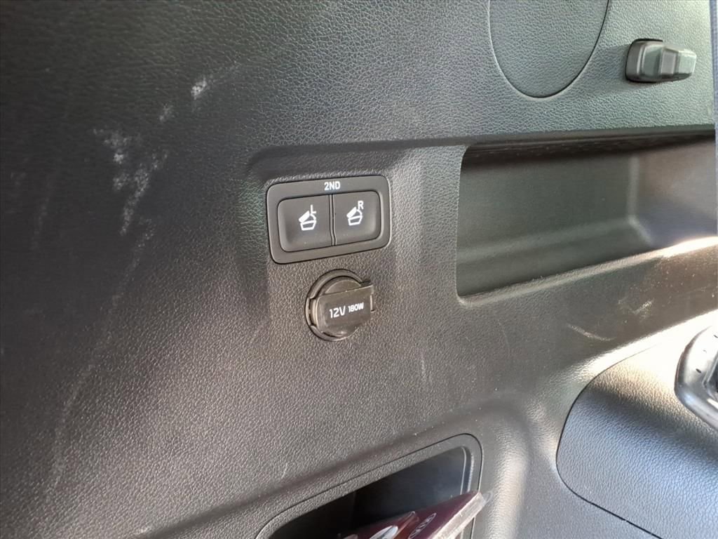 Used 2023 Kia Telluride LX image 15