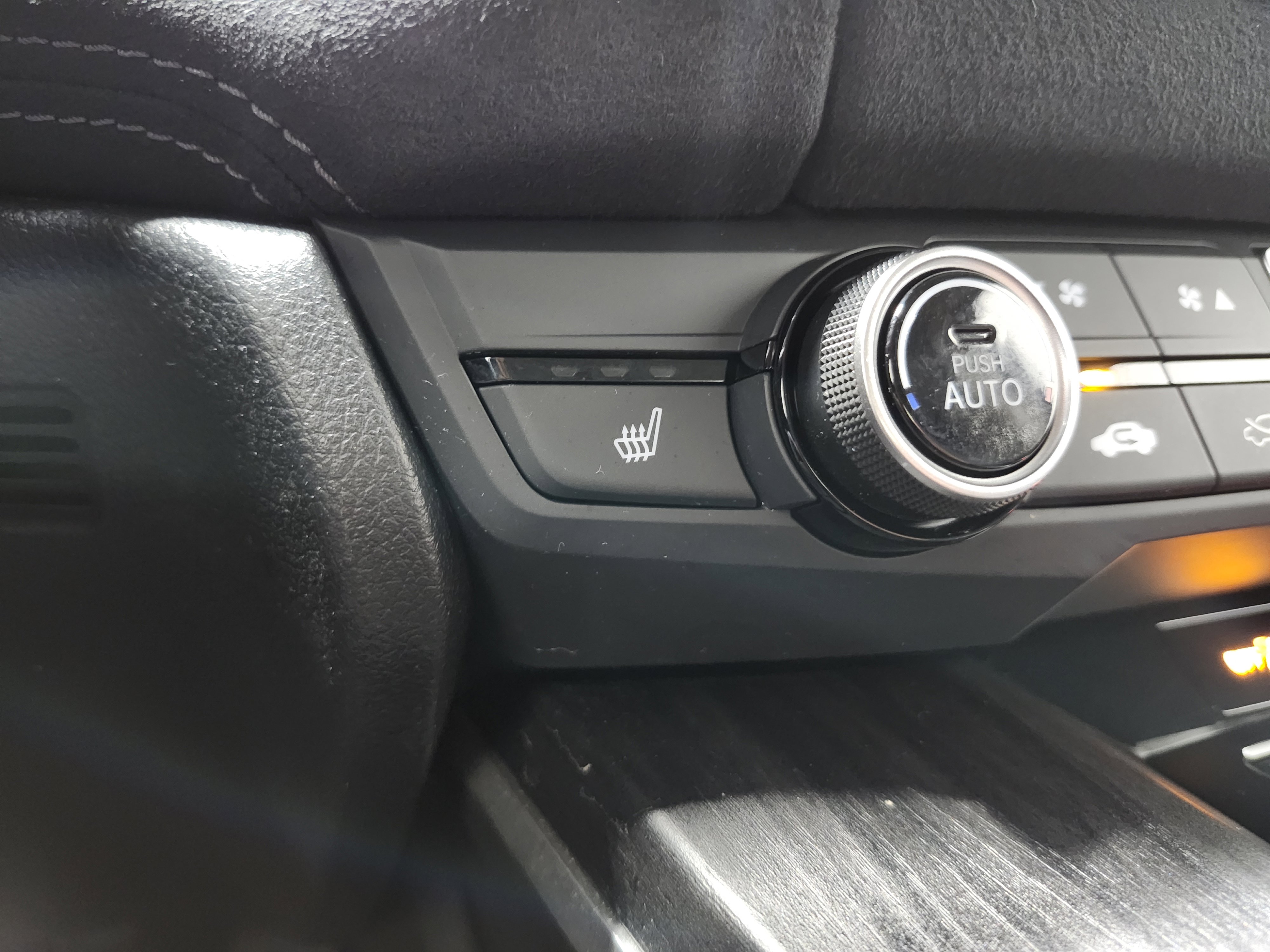 Used 2020 Honda Clarity Touring image 9