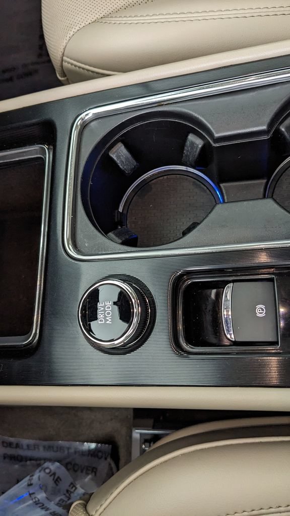 Used 2021 Lincoln Corsair Reserve FWD image 31