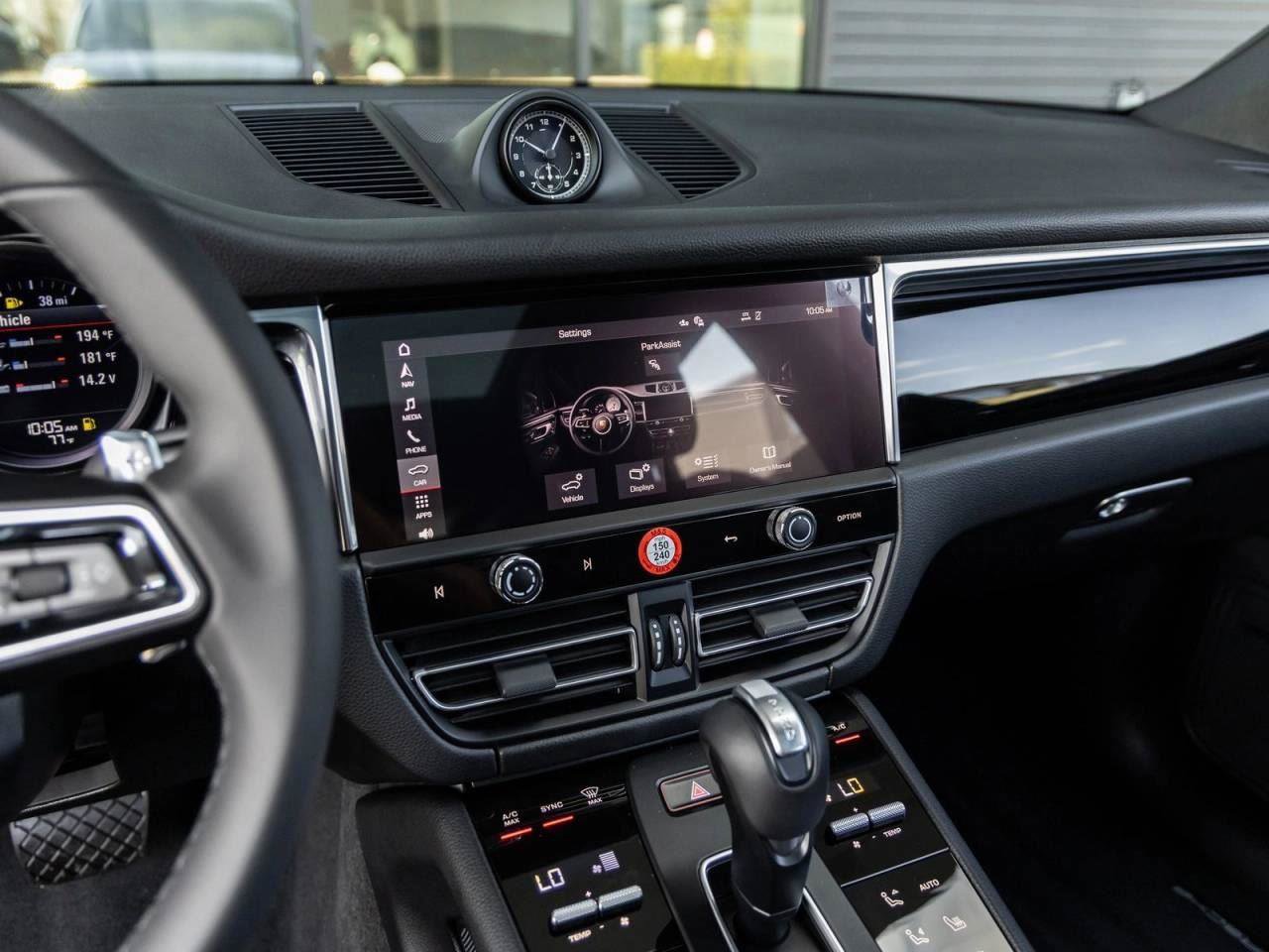 New 2026 Porsche Macan image 80