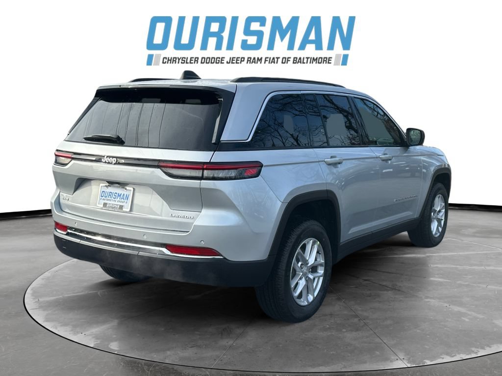 New 2025 Jeep Grand Cherokee Laredo X w/ Luxury Tech Group I AWD/4WD image 6