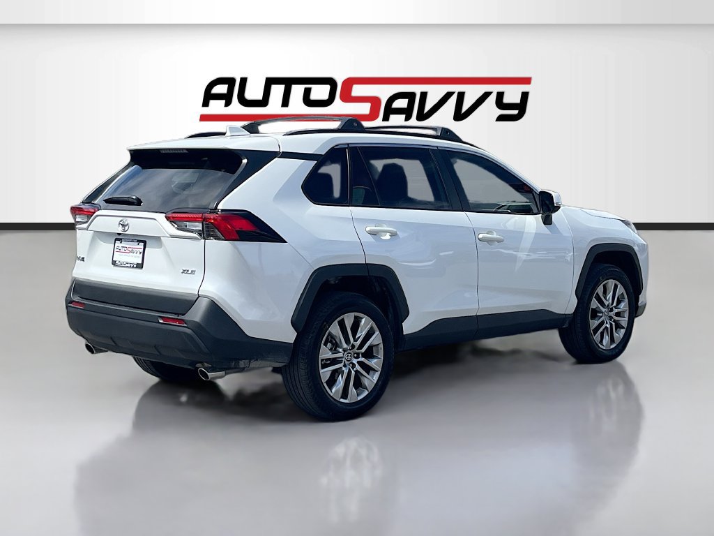 Used 2025 Toyota RAV4 XLE Premium w/ Weather Package FWD image 7