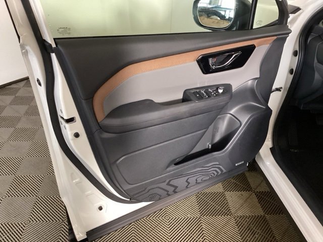 Certified 2025 Subaru Forester Sport w/ Protection Package image 16