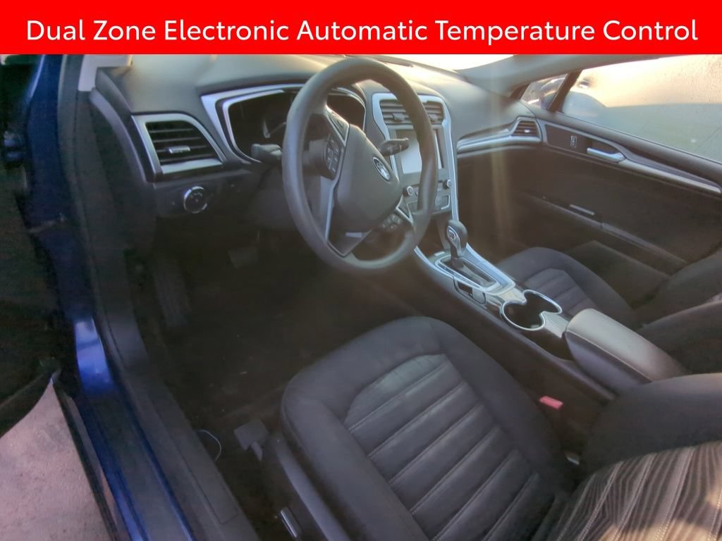 Used 2016 Ford Fusion SE FWD image 7