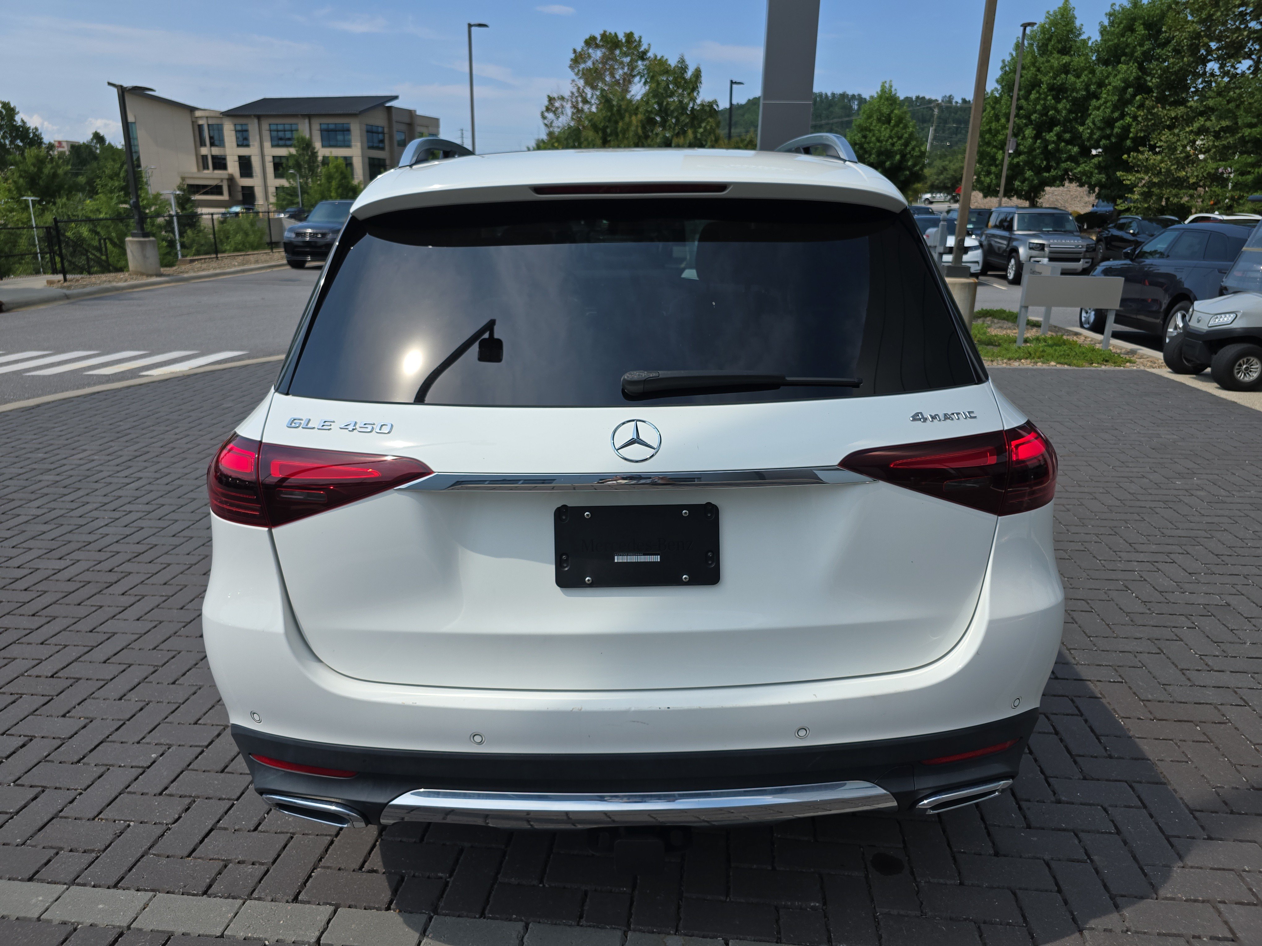 Used 2024 Mercedes-Benz GLE 450 4MATIC image 6