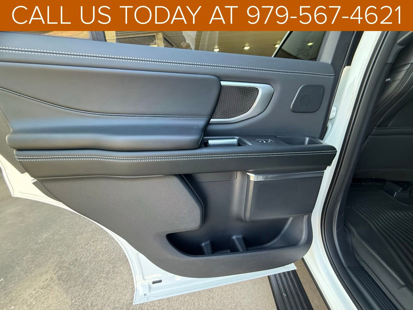 New 2025 Ford Expedition Platinum image 49
