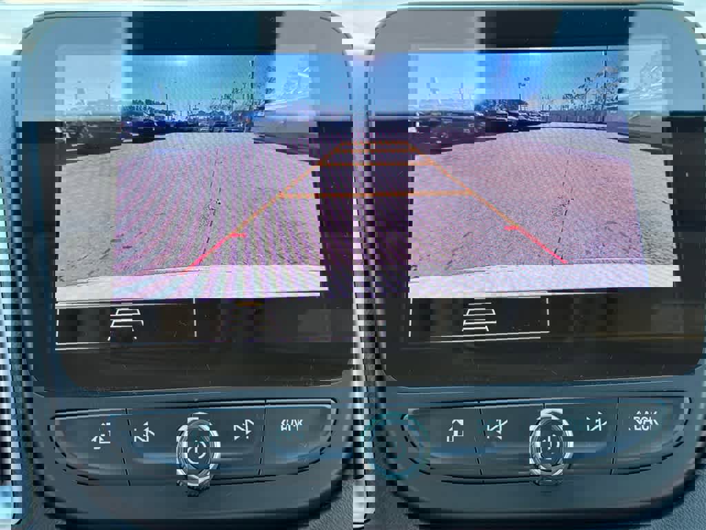 Used 2023 Chevrolet Malibu LT image 27