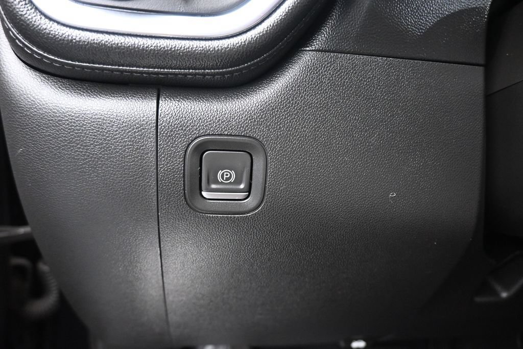 Used 2019 GMC Sierra 1500 SLE w/ X31 Off-Road Package AWD/4WD image 27
