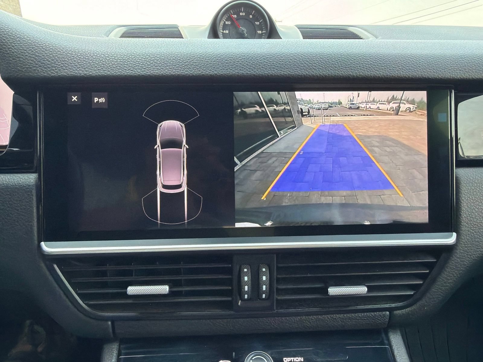 Used 2019 Porsche Cayenne AWD/4WD image 14