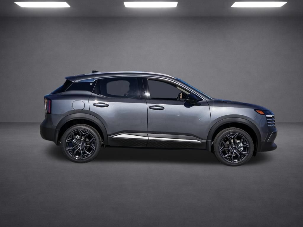 New 2026 Nissan Kicks SR FWD image 3