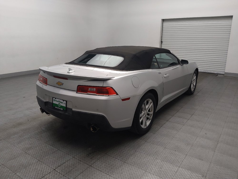 Used 2015 Chevrolet Camaro LT RWD image 9