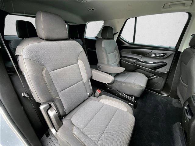 Used 2021 Chevrolet Traverse LT FWD image 29