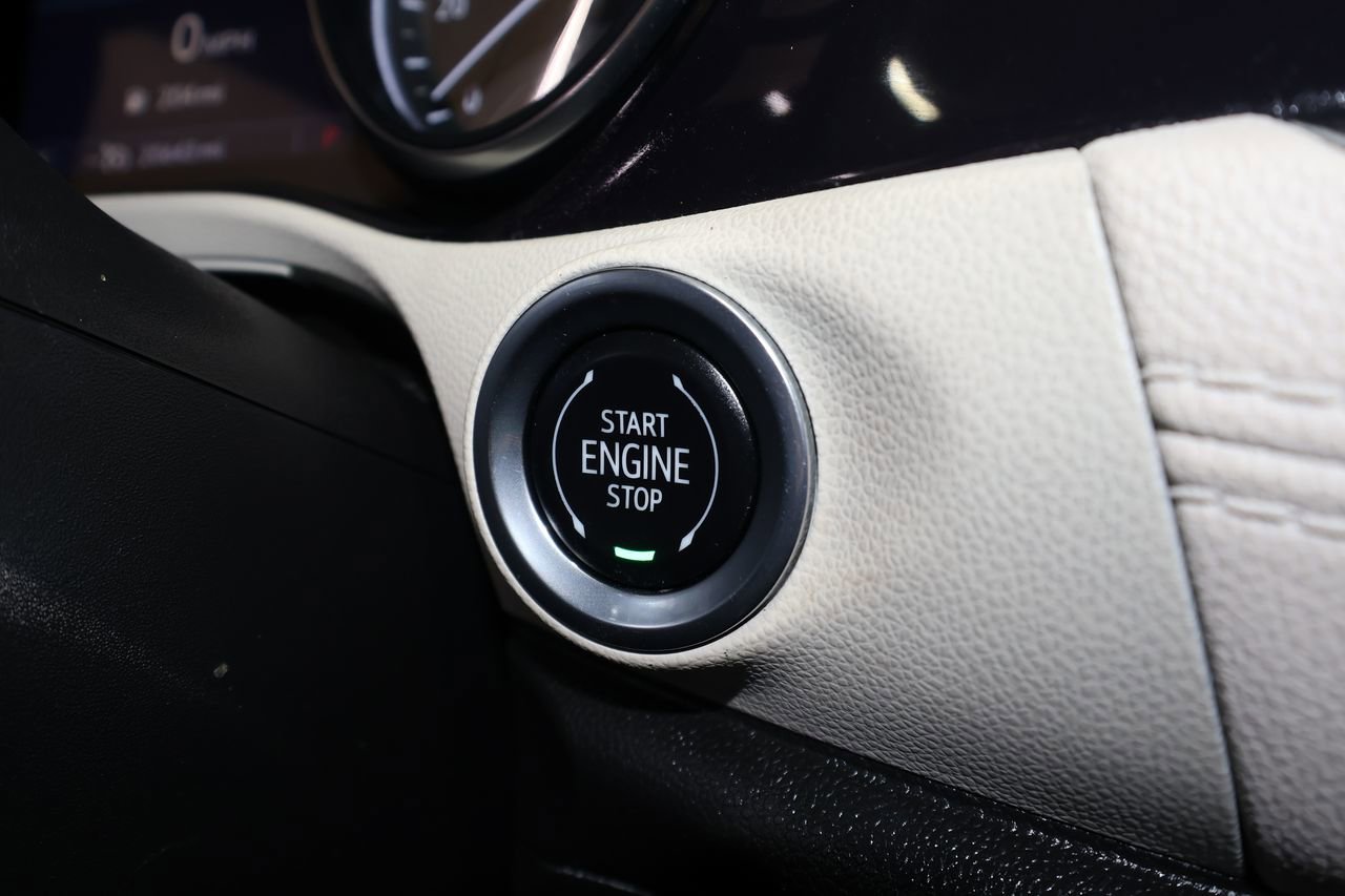 Certified 2023 Buick Encore GX Essence w/ Experience Buick Package image 15