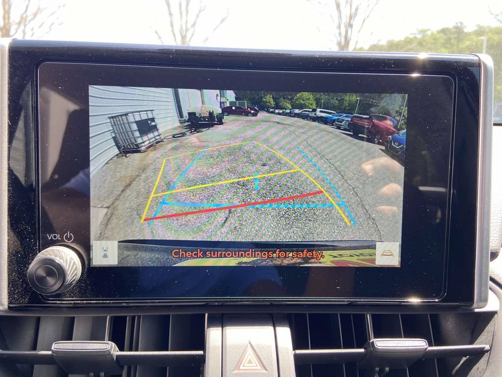 Used 2025 Toyota RAV4 LE FWD image 21
