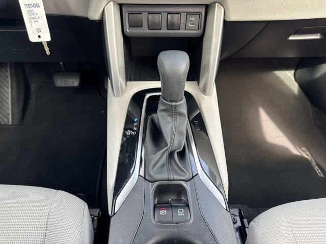 Certified 2024 Toyota Corolla Cross L image 28