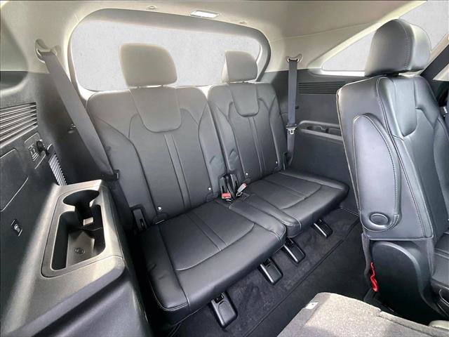 Used 2024 Kia Sorento SX AWD/4WD image 29