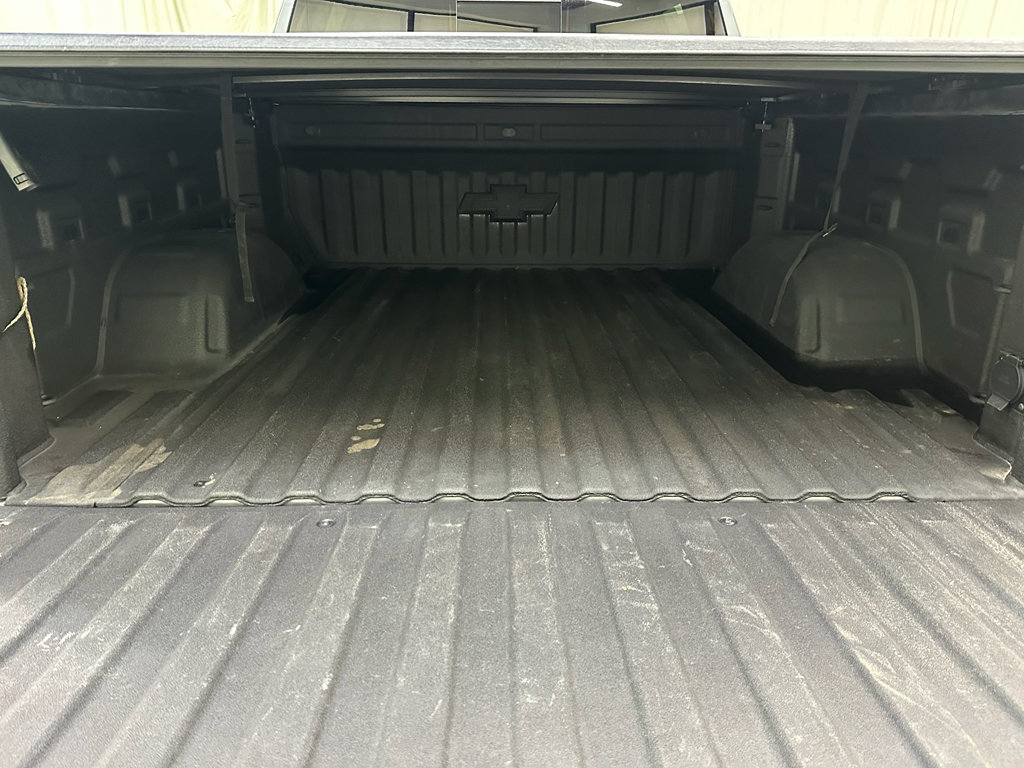 Used 2020 Chevrolet Silverado 1500 LT w/ All-Star Edition AWD/4WD image 9