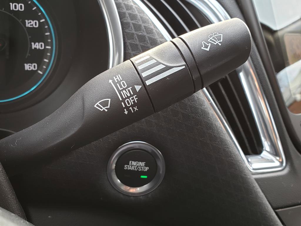 Used 2016 Chevrolet Malibu LT image 24