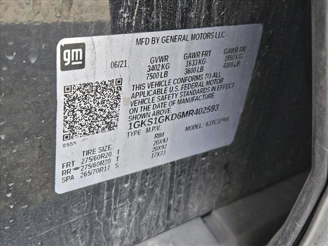 Used 2021 GMC Yukon XL SLT w/ SLT Premium Package image 17