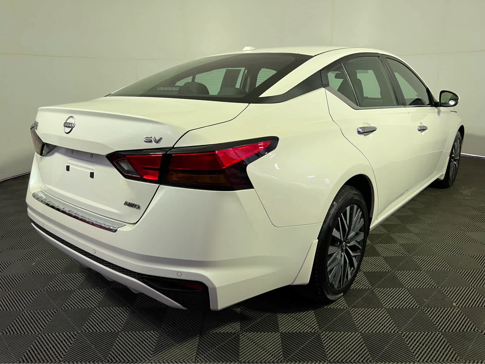 Certified 2023 Nissan Altima 2.5 SV AWD/4WD image 7