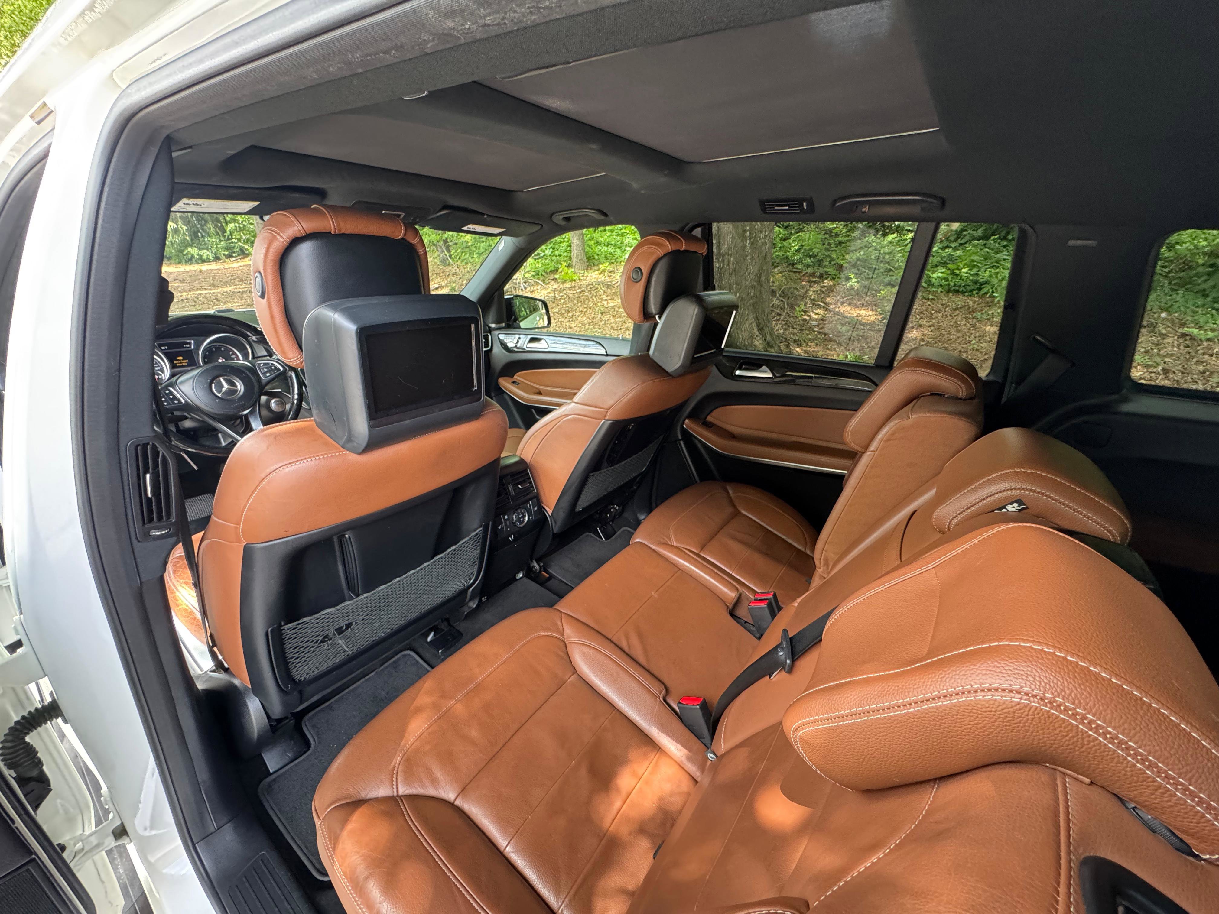 Used 2018 Mercedes-Benz GLS 550 4MATIC image 19