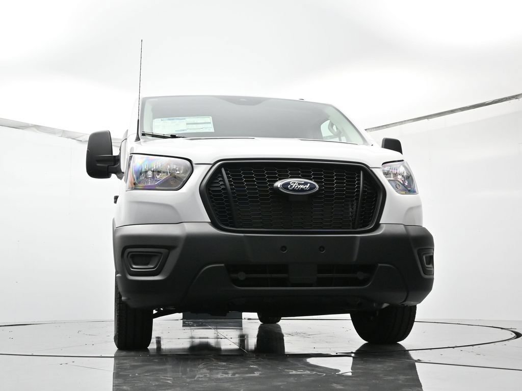 New 2025 Ford Transit 150 Low Roof RWD image 33