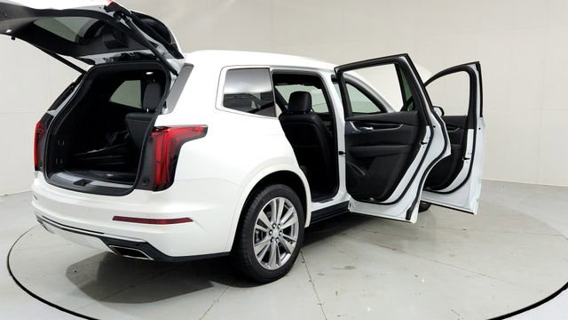 Certified 2023 Cadillac XT6 Premium Luxury w/ LPO, Floor Liner Package image 10
