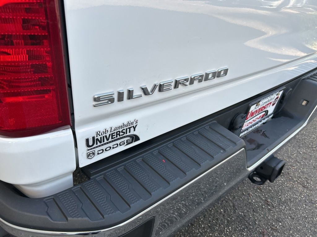Used 2024 Chevrolet Silverado 2500 LT AWD/4WD image 18