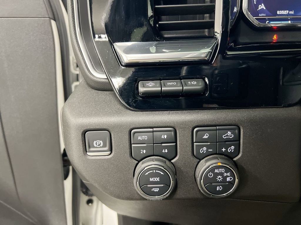 Used 2025 Chevrolet Silverado 1500 High Country w/ Technology Package image 19