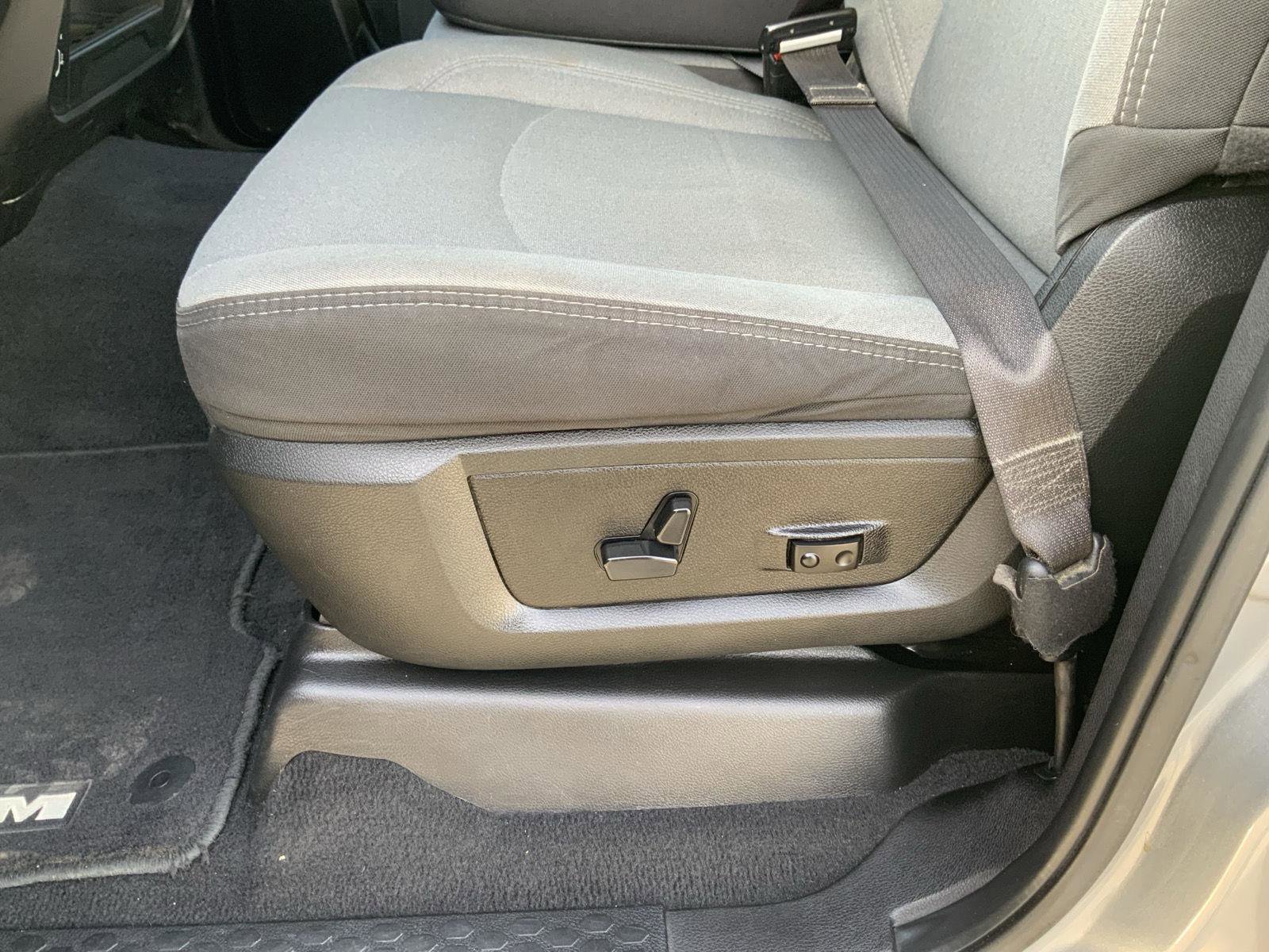 Used 2024 RAM 2500 Big Horn image 23