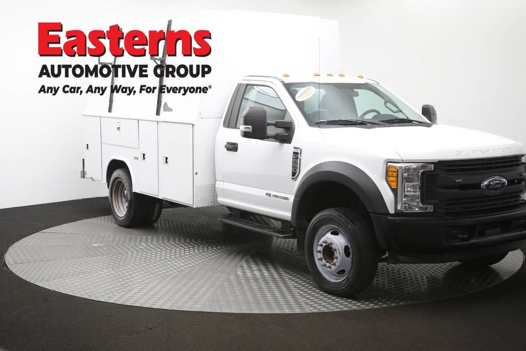 Used 2017 Ford F550 2WD Regular Cab Super Duty image 51