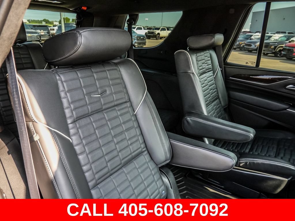 Used 2023 Cadillac Escalade Premium Luxury Platinum w/ LPO, Radiant Package AWD/4WD image 27