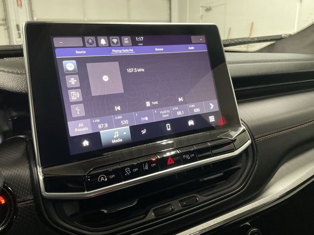 Used 2024 Jeep Compass Trailhawk image 22