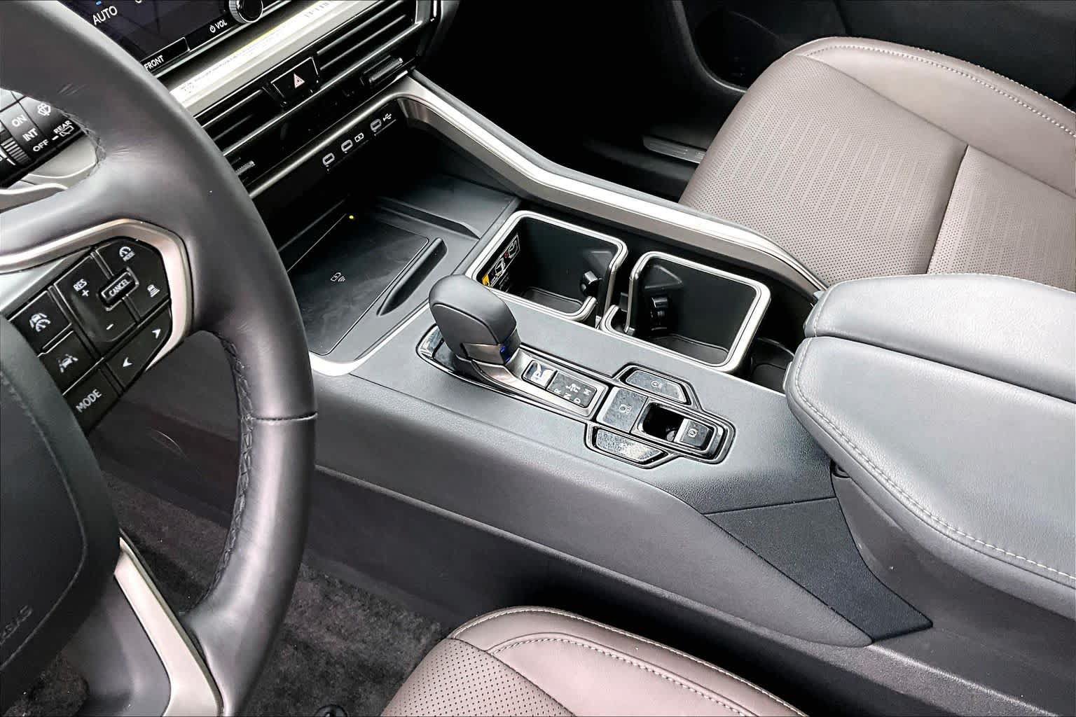 Used 2025 Lexus TX 350 FWD w/ Technology Package image 17