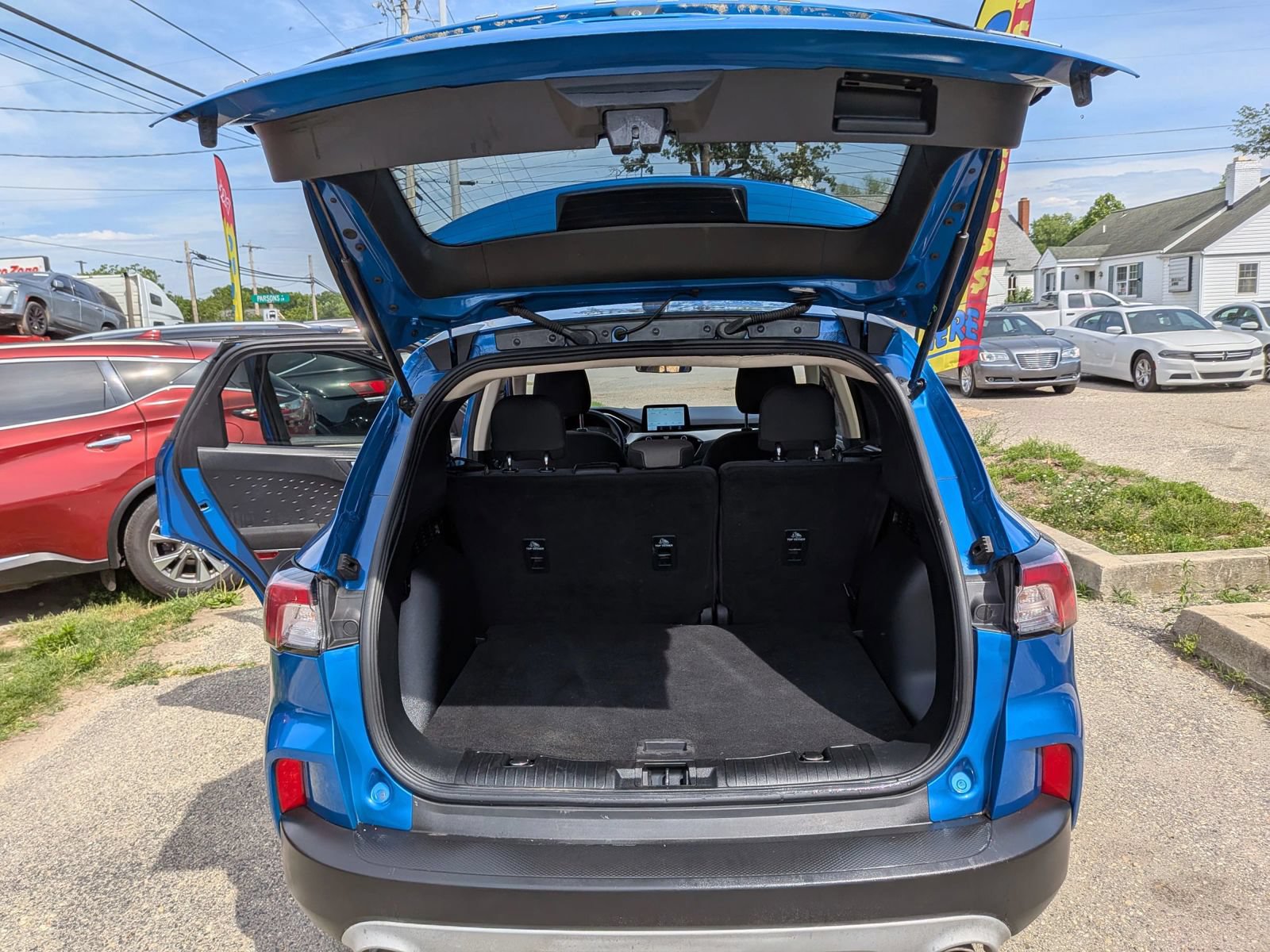 Used 2020 Ford Escape SE FWD image 28