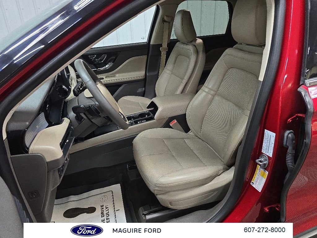 Used 2022 Lincoln Corsair AWD w/ Equipment Group 101A image 32