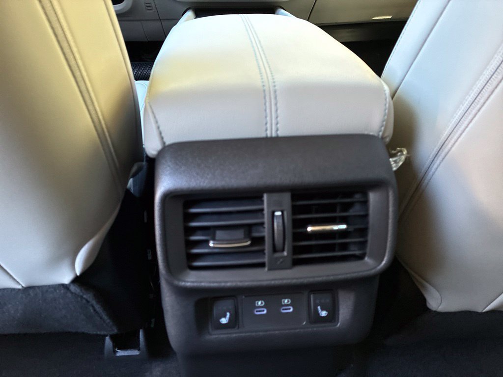 New 2027 Nissan Murano Platinum w/ Cargo Package AWD/4WD image 30