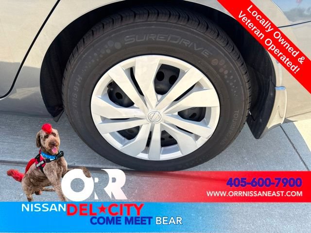Used 2021 Nissan Versa S FWD image 9