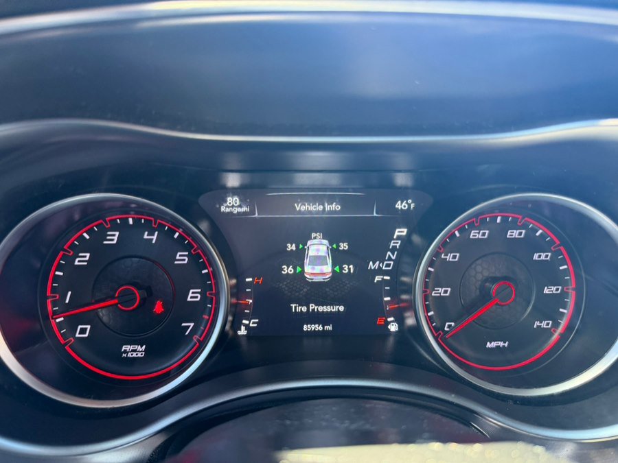 Used 2019 Dodge Charger SXT w/ Leather Interior Group image 31