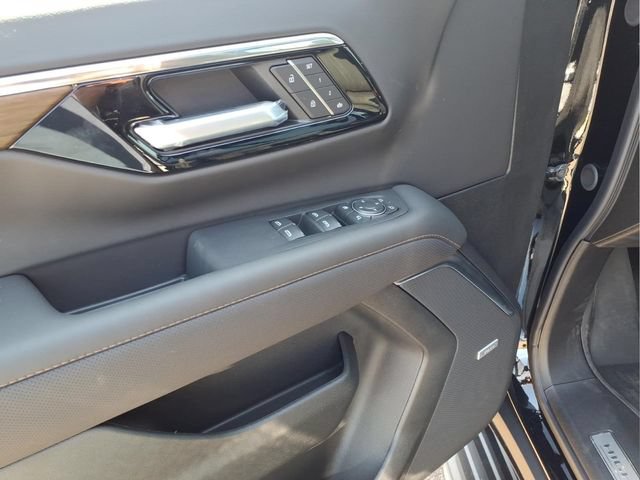 New 2026 Chevrolet Tahoe High Country w/ Sun And Tow Package AWD/4WD image 17