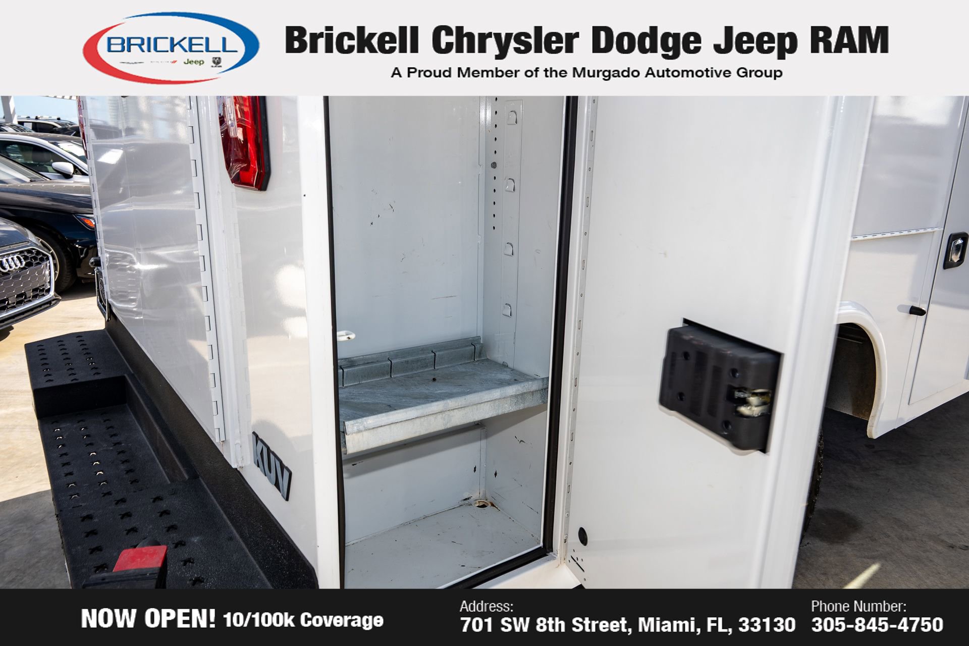 Used 2022 Chevrolet Express 3500 w/ Power Convenience Package image 33