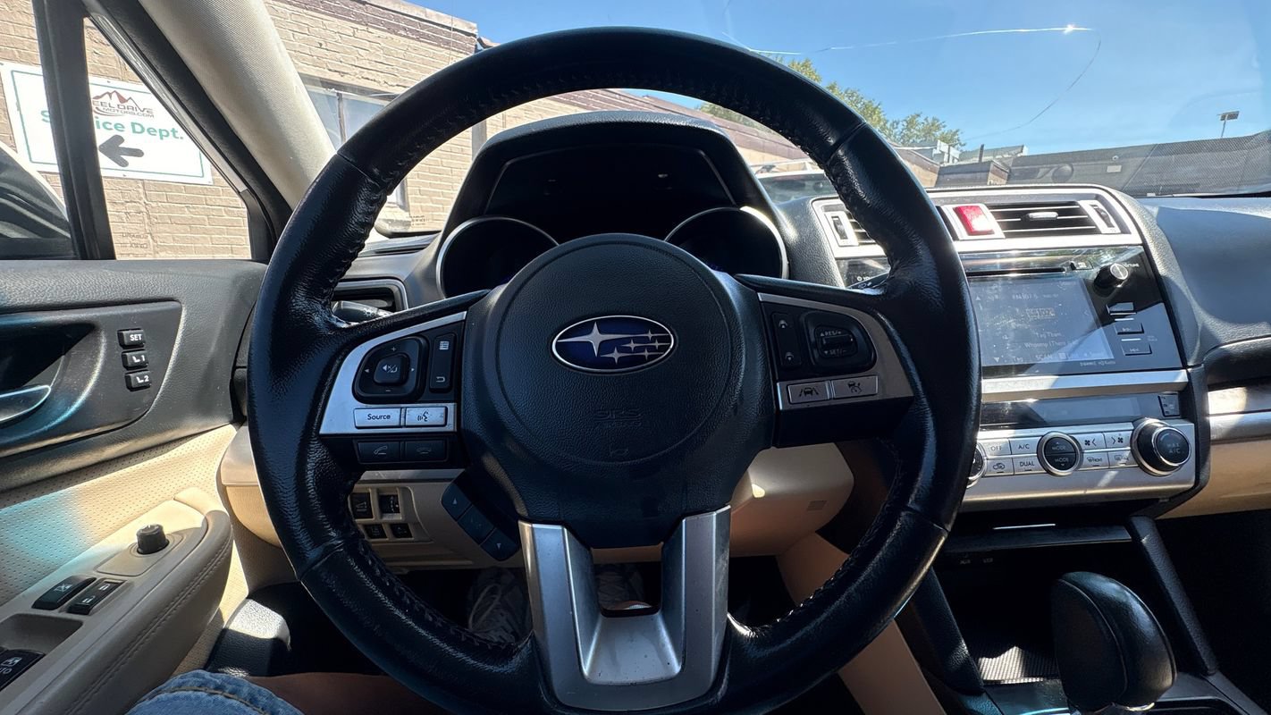 Used 2016 Subaru Outback 3.6R Limited AWD/4WD image 15