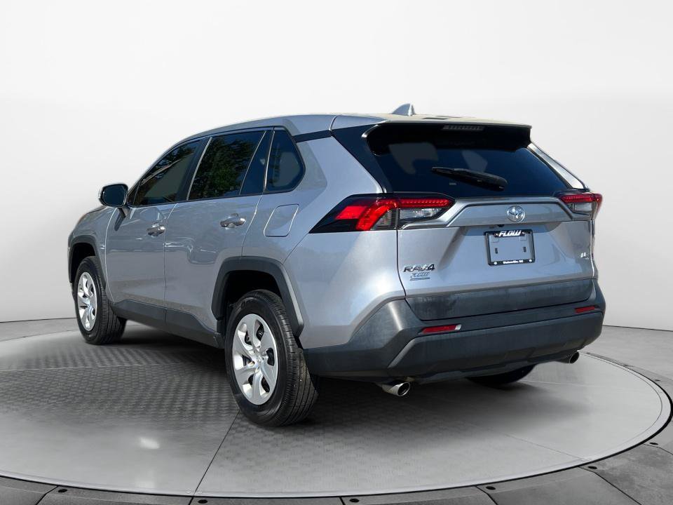 Used 2023 Toyota RAV4 LE FWD image 5