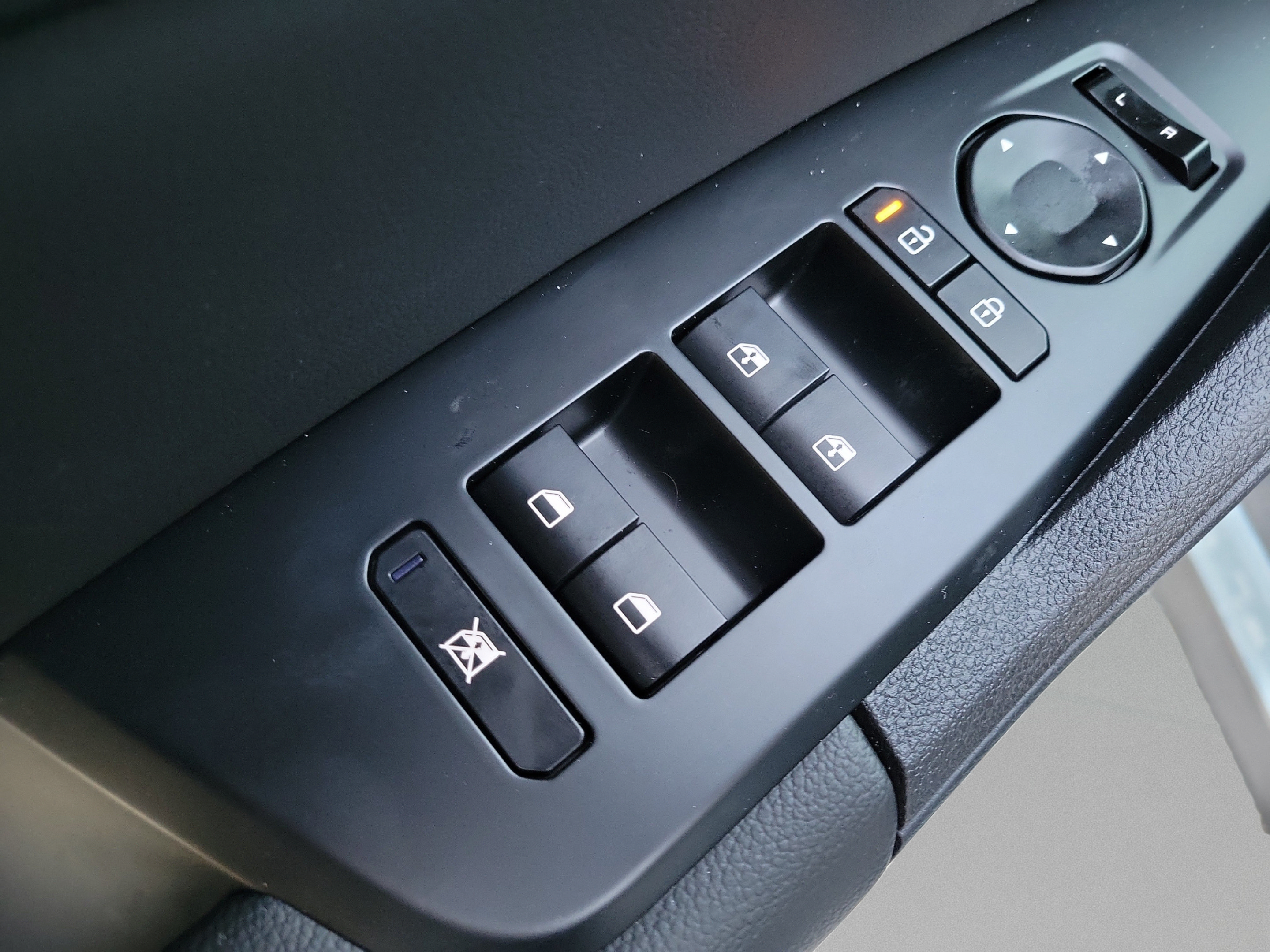 New 2027 Kia Sportage EX FWD image 13