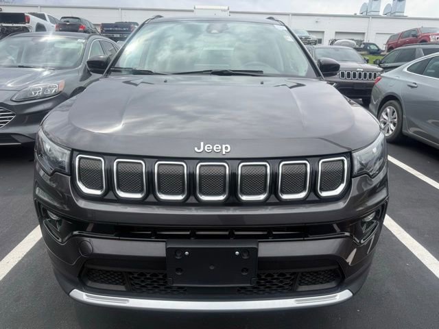 Used 2022 Jeep Compass Limited image 2