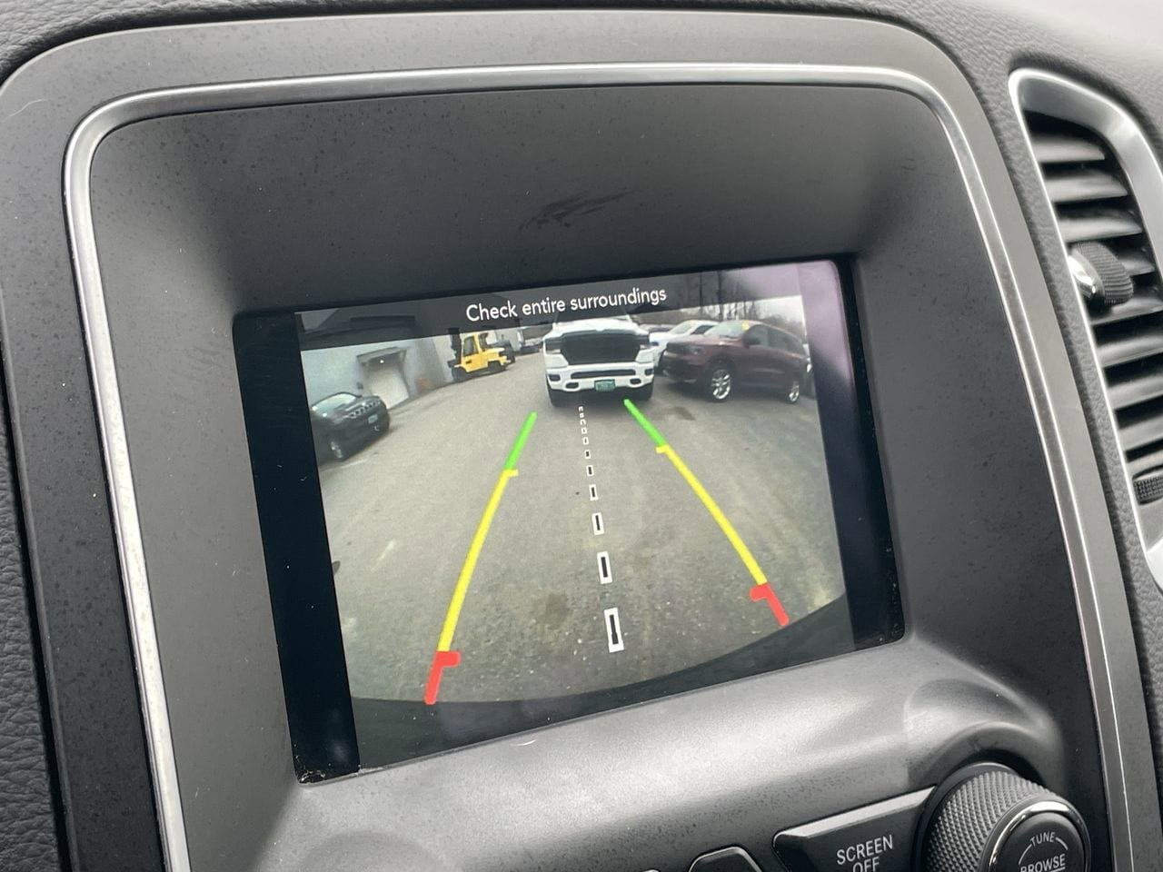 Used 2020 Dodge Durango SXT AWD/4WD image 33